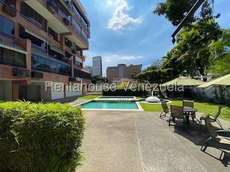 Apartamento (1 Nivel) en Alquiler en Los Naranjos de Las Mercedes, Distrito Metropolitano - 27