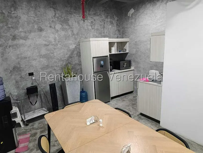 Oficina en Venta en El Bosque, Distrito Metropolitano - 16
