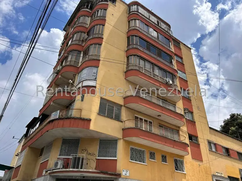 Comercial (Oficina) en Venta en Municipio Guaicaipuro, Miranda