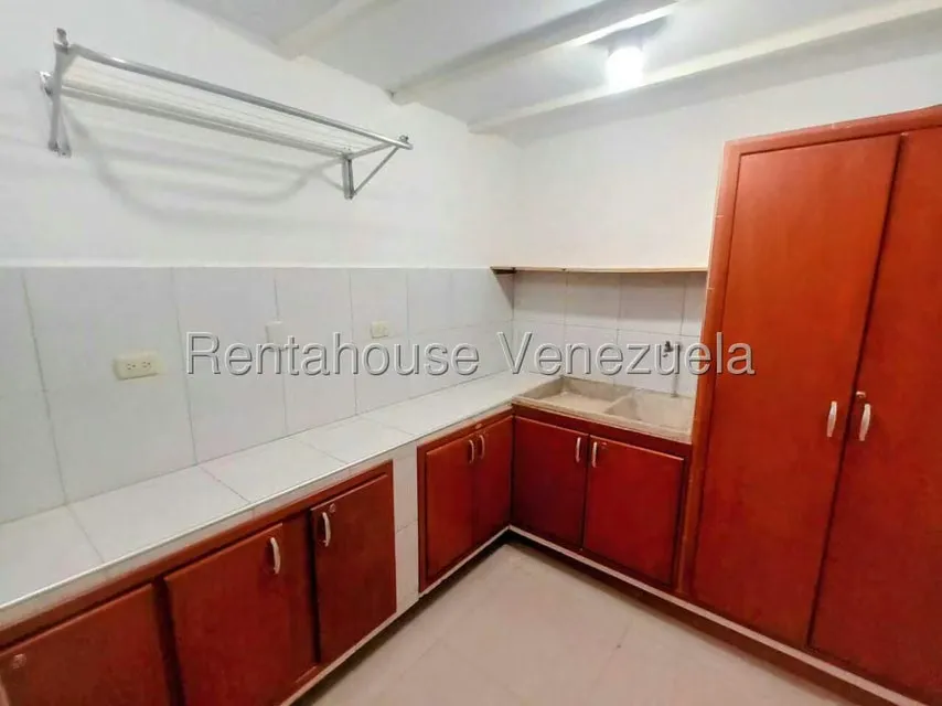 Apartamento (Planta Baja) en Alquiler en La Mora, Lara - 23