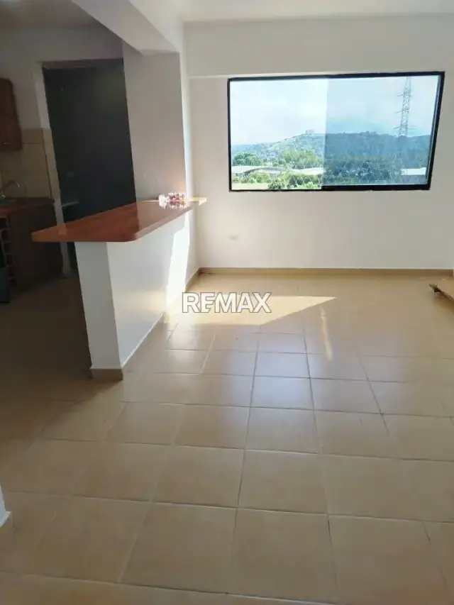 Cómodo y bello apartamento semi amoblado en el Conjunto Residencial Parque Trinitarias
