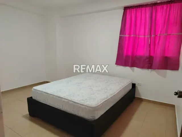 Cómodo y bello apartamento semi amoblado en el Conjunto Residencial Parque Trinitarias - 11