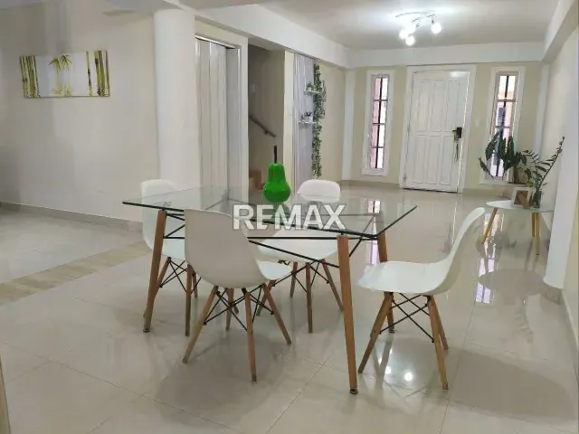 Se Vende, Casa en la victoria Urb. El Recreo - 2