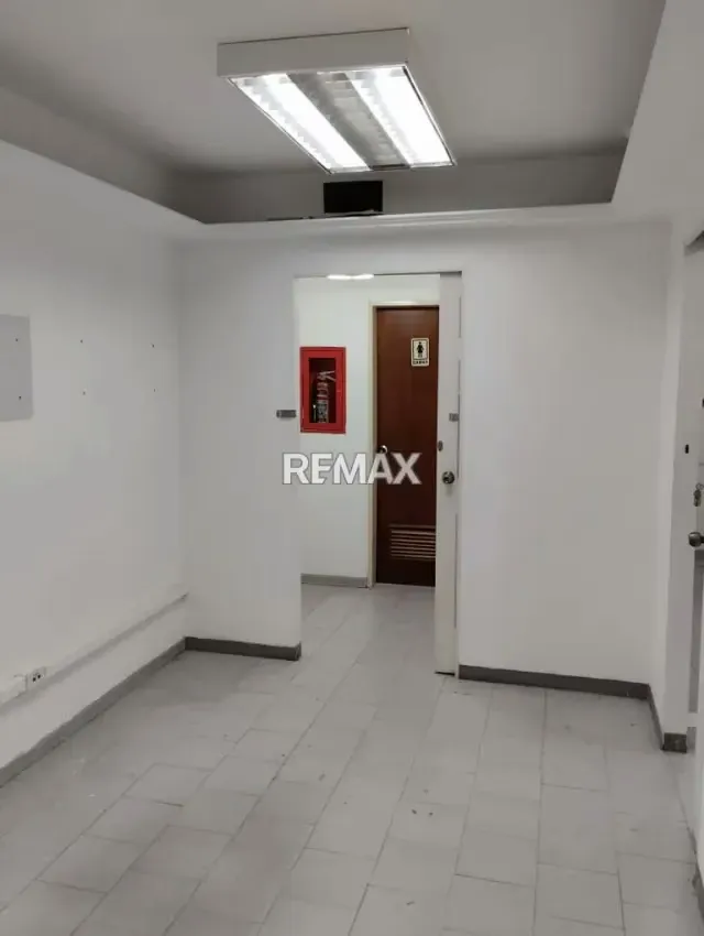 TU PRÓXIMA OFICINA EN LA MEJOR UBICACIÓN DE LECHERÍA - 6