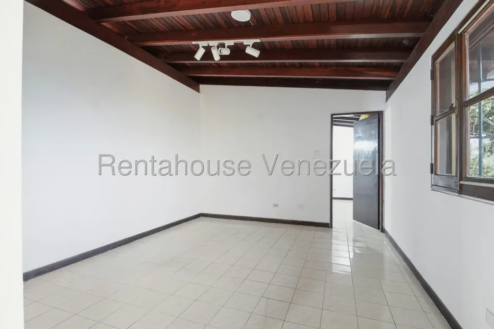 Casa (Multipes Niveles) en Venta en La Lagunita Country Club, Distrito Metropolitano - 18