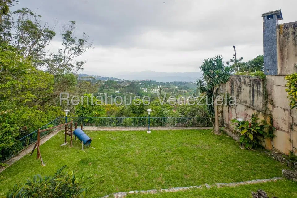 Casa (Multipes Niveles) en Venta en La Lagunita Country Club, Distrito Metropolitano - 34