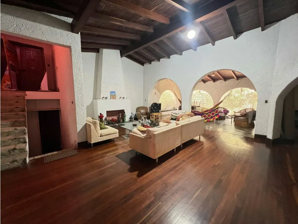 Se vende terreno 3049m² Los Chorros - 18