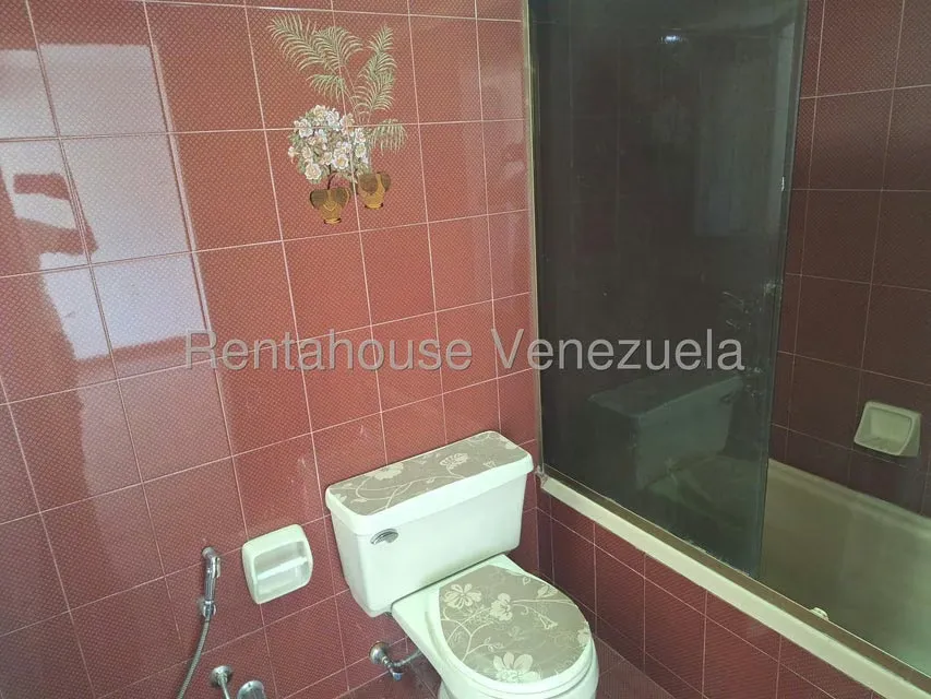 Apartamento (1 Nivel) en Venta en Los Palos Grandes, Distrito Metropolitano - 16
