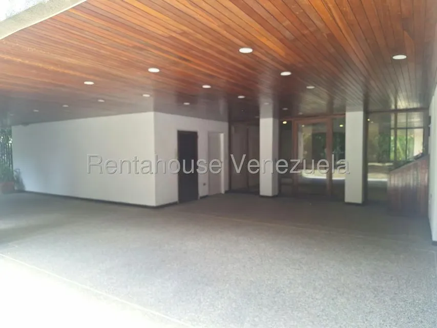Apartamento (1 Nivel) en Venta en Los Palos Grandes, Distrito Metropolitano - 3