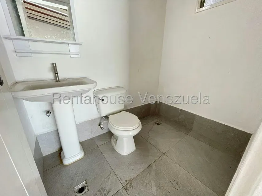 Casa (1 Nivel) en Venta en Valle Hondo, Lara - 24