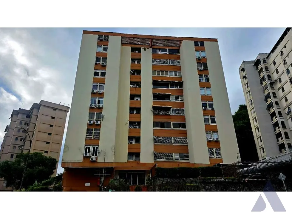 Se vende apartamento 83m2 San Luis 5158
