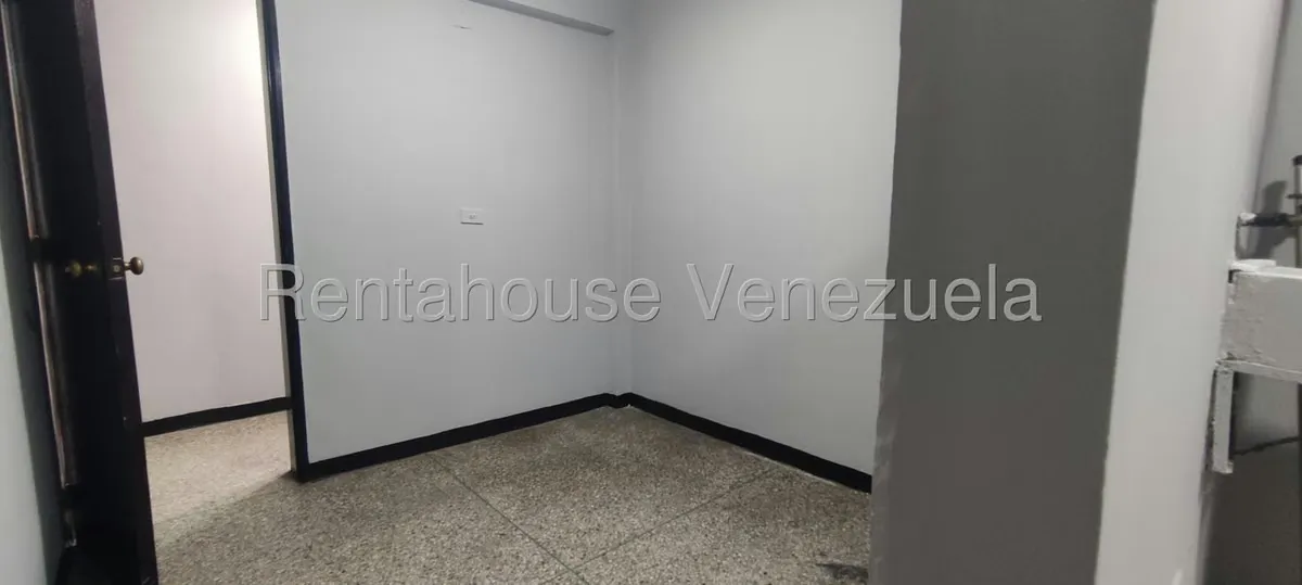 Local Comercial en Alquiler en Centro, Lara - 36