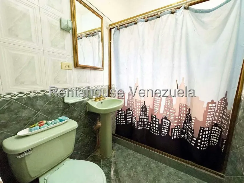 Casa (1 Nivel) en Alquiler en La Morita, Miranda - 10