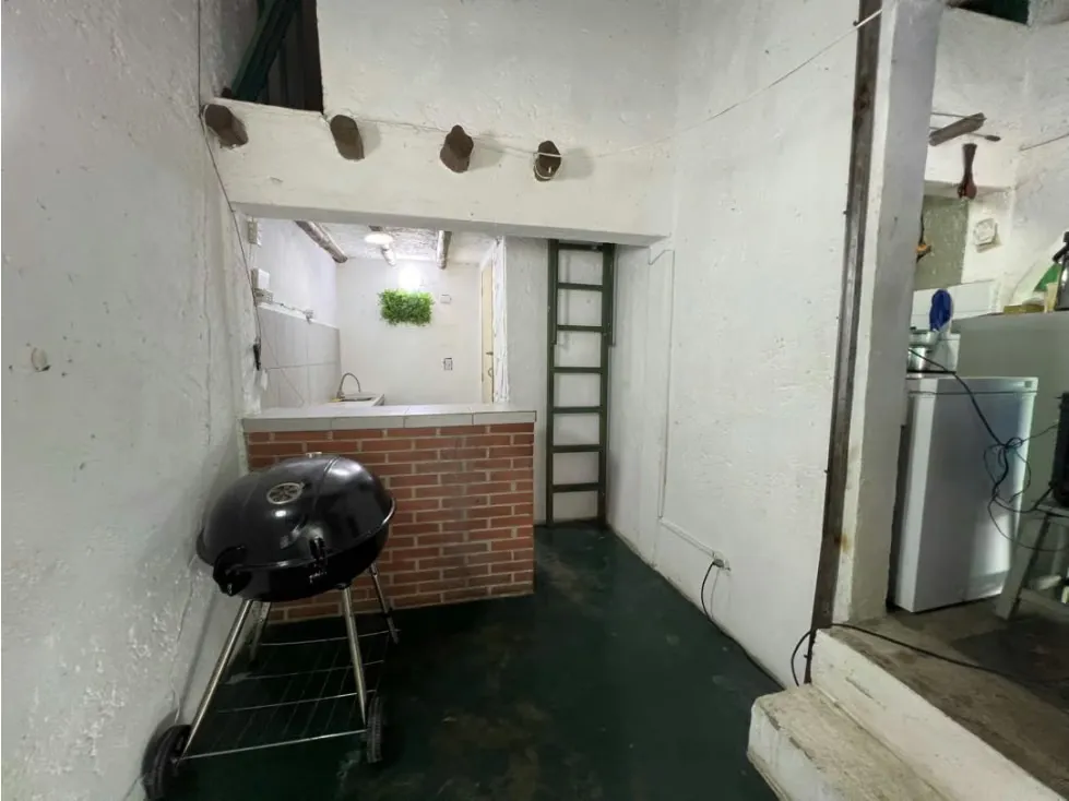 Alquilo local comercial 75m2 La Guairita 6092 - 12