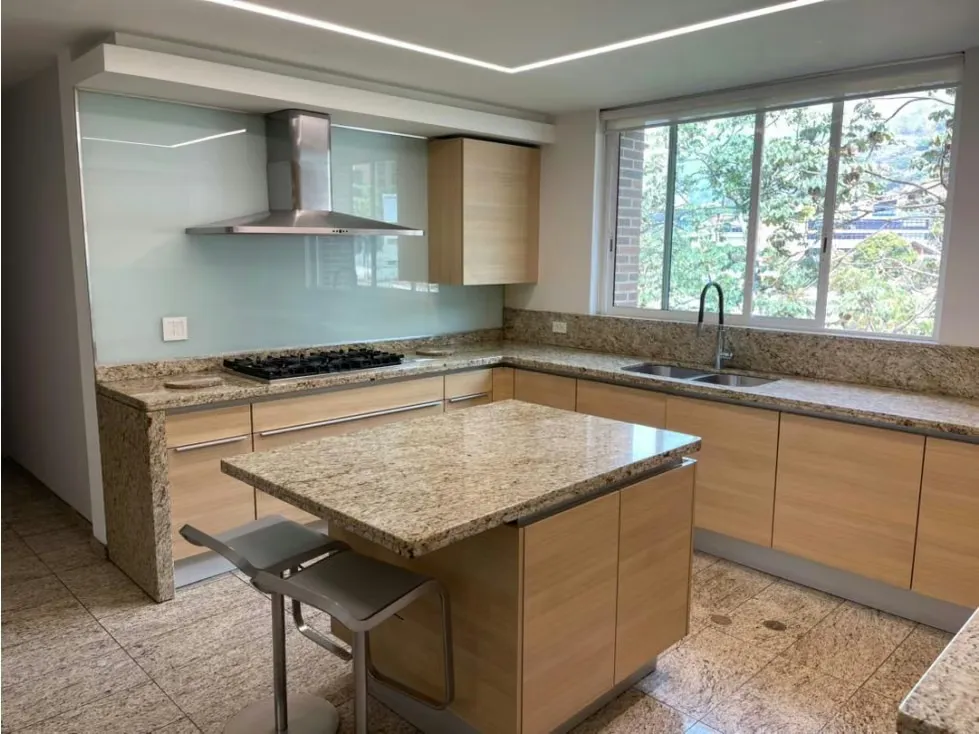 Se Vende PH/700M2+450M2terraza/4h+2s/6b+2s/5p/2499 - 11