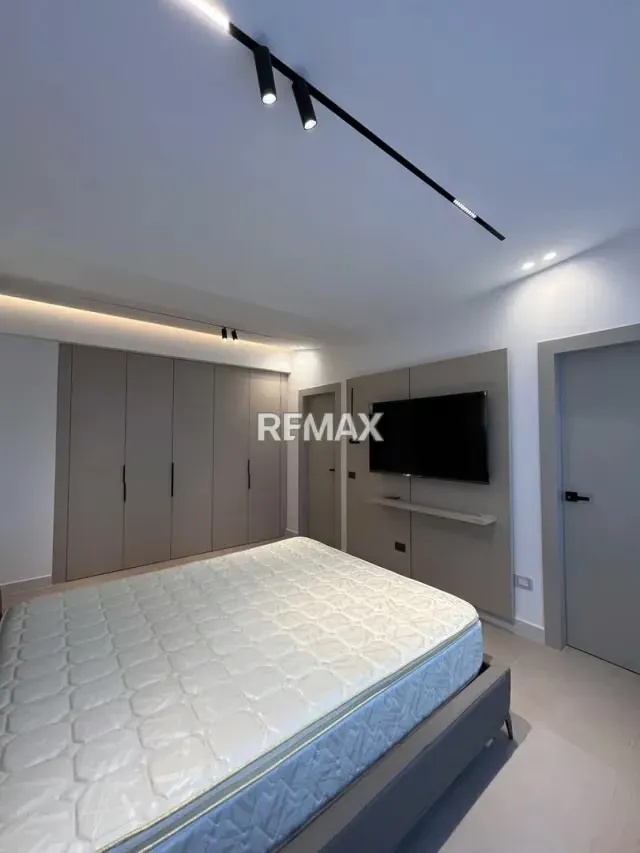 Hermoso Apartamento Actualizado Edificio Saraya - 6