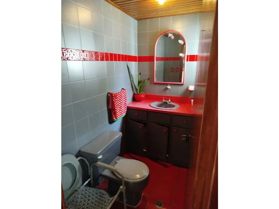 Vendo casa en calle cerrada 400m2 Macaracuay 2214 - 17