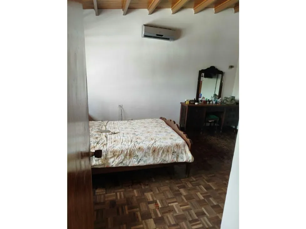 Vendo casa en calle cerrada 400m2 Macaracuay 2214 - 19