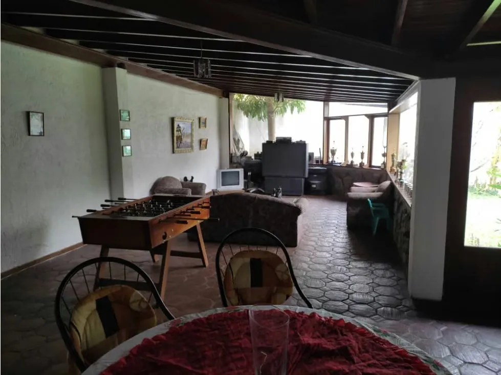 Casa En Venta - Lomas De La Lagunita 450 Mts2 C. 650 Mts2 T. Caracas - 11