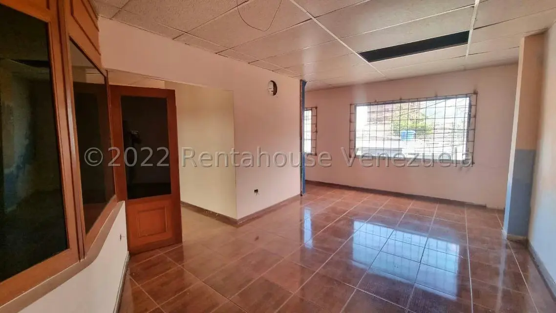 Comercial (Edificio) en Alquiler en Centro, Lara - 13
