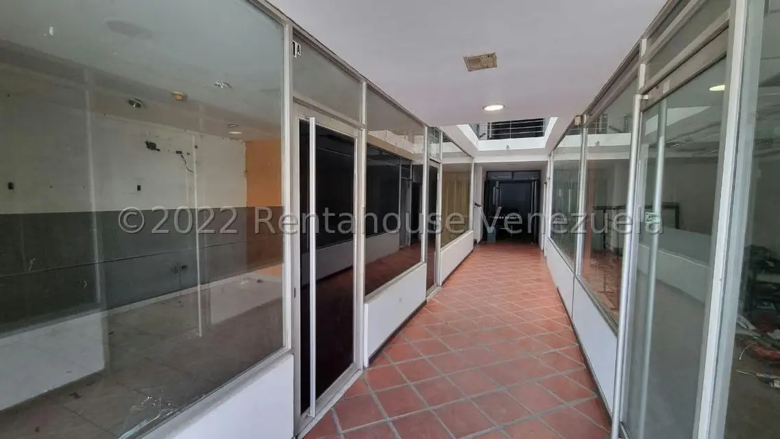 Comercial (Edificio) en Alquiler en Centro, Lara - 2