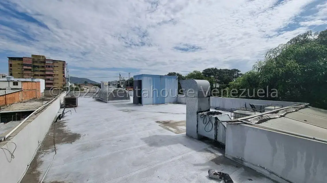 Comercial (Edificio) en Alquiler en Centro, Lara - 25
