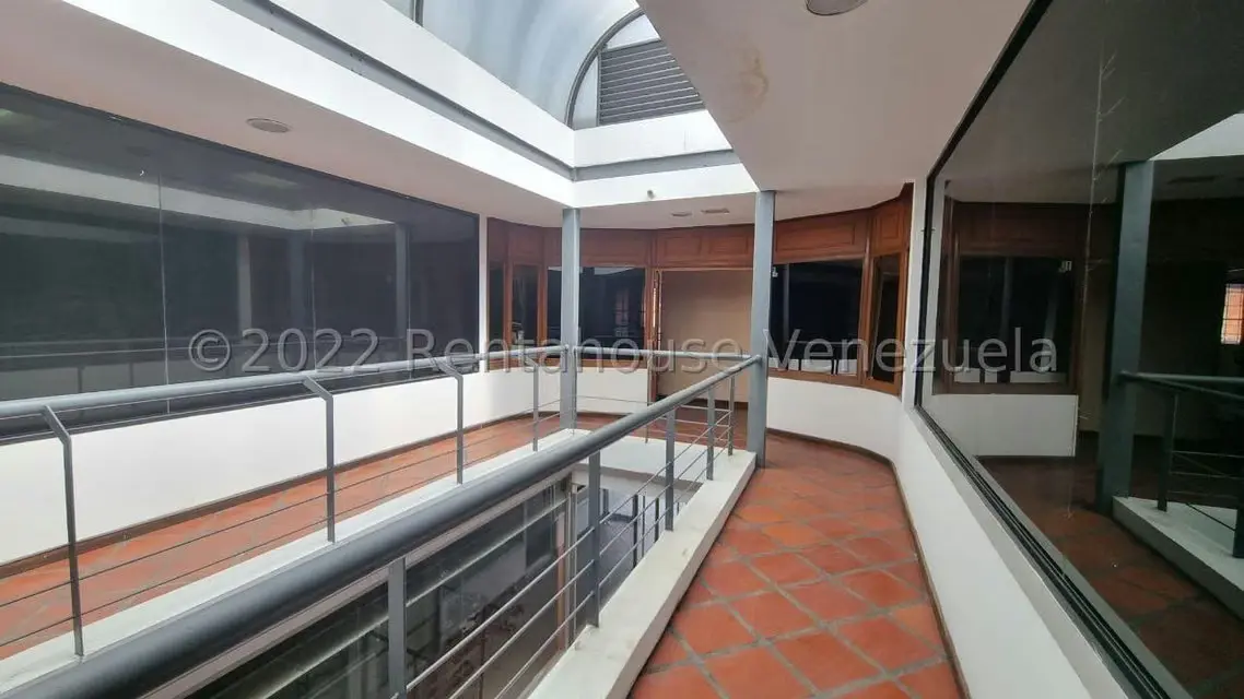 Comercial (Edificio) en Alquiler en Centro, Lara - 10