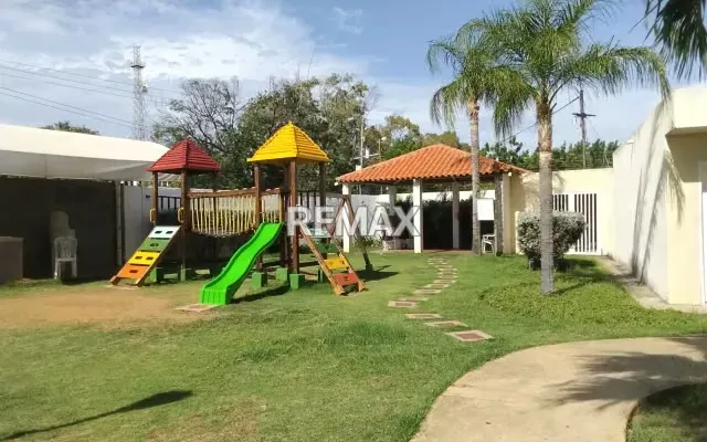 Se Vende Bello Apartamento en Conjunto Residencial Bosque Magico Planta Baja Calle 98 con Av 55 Corredor Vial Cecilio Acosta Maracaibo 82 mts2 - 3
