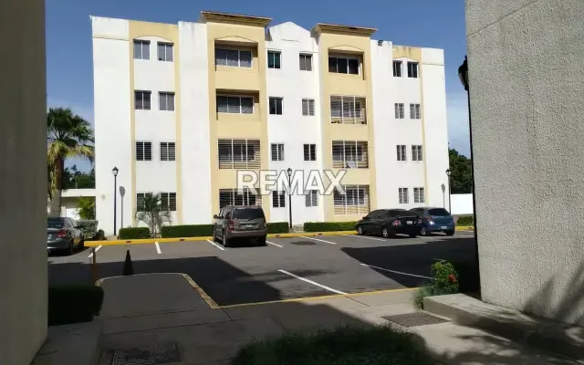 Se Vende Bello Apartamento en Conjunto Residencial Bosque Magico Planta Baja Calle 98 con Av 55 Corredor Vial Cecilio Acosta Maracaibo 82 mts2 - 10