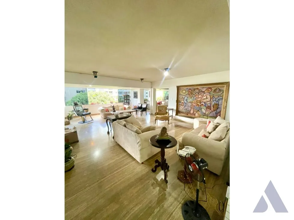 Vendo apartamento en calle ciega 260m2 Las Mesetas 7756