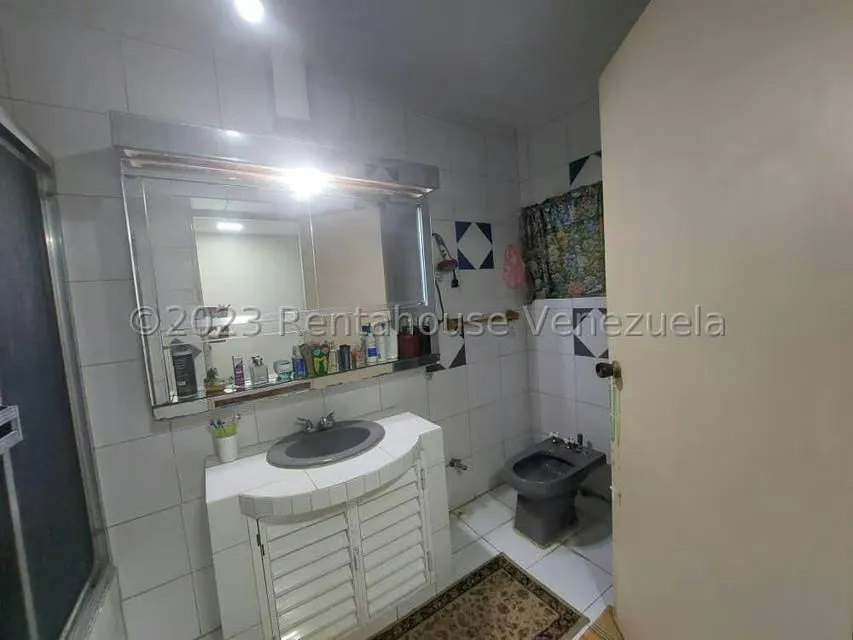 Casa (1 Nivel) en Venta en Montecristo, Distrito Metropolitano - 41