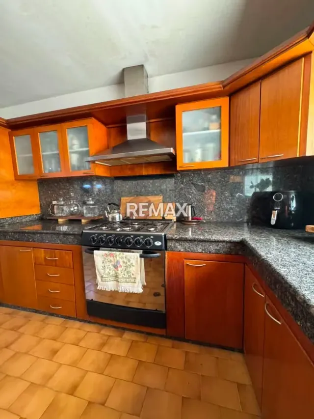 Casa Super Conservada en Venta en Prebo II, Patio y Tanque de Agua Propio - 4