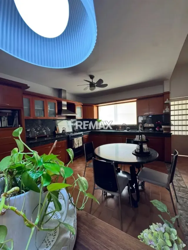 Casa Super Conservada en Venta en Prebo II, Patio y Tanque de Agua Propio - 10