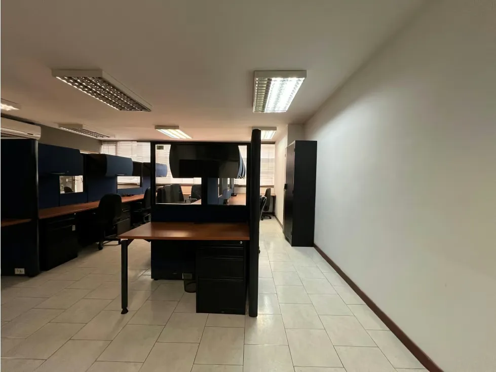 Se alquila oficina 117,85m² El Rosal - 4