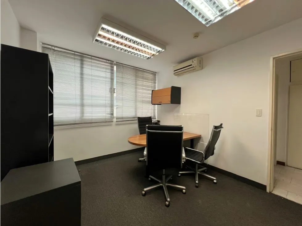 Se alquila oficina 117,85m² El Rosal - 6