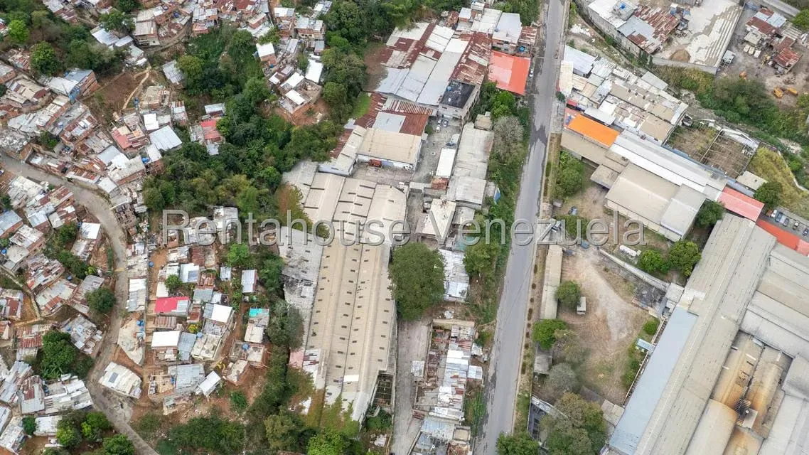 Local Comercial en Venta en Parque Caiza, Distrito Metropolitano