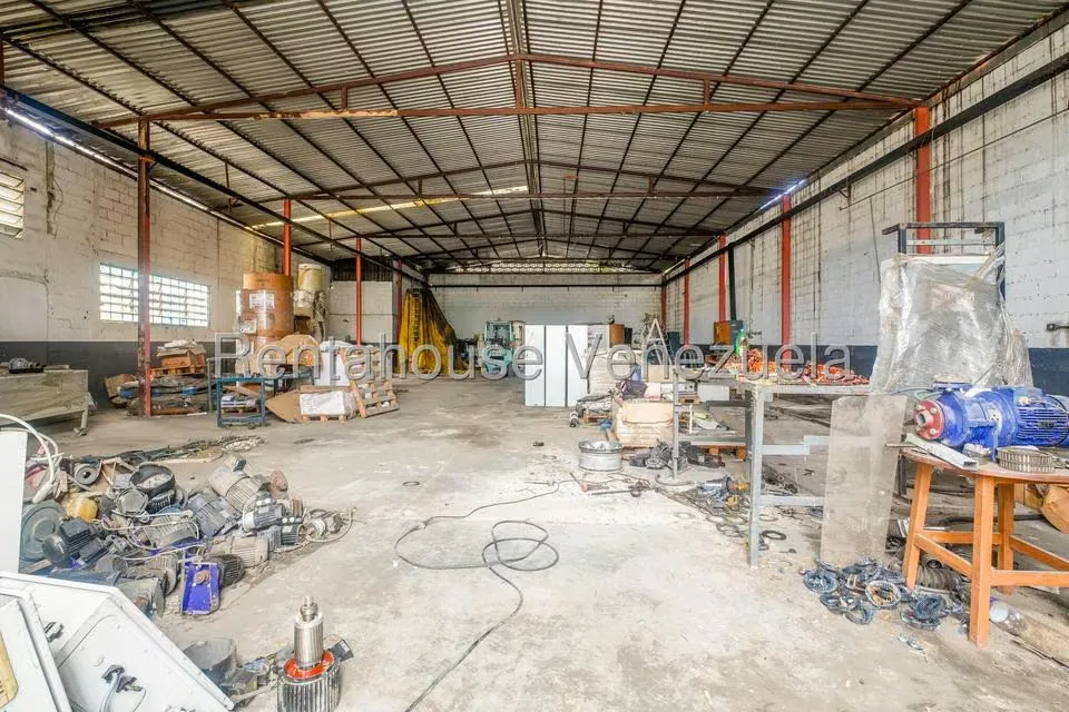 Local Comercial en Venta en Parque Caiza, Distrito Metropolitano - 21