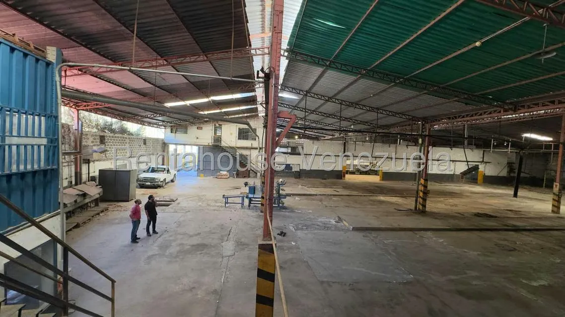 Local Comercial en Venta en Parque Caiza, Distrito Metropolitano - 33