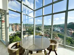 Vista 24