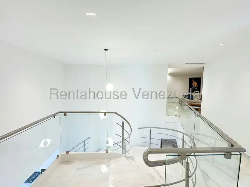 Apartamento (Duplex) en Venta en Las Mercedes, Distrito Metropolitano - 42