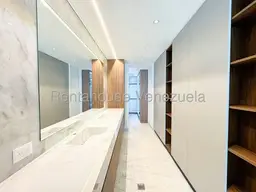 Vista 77