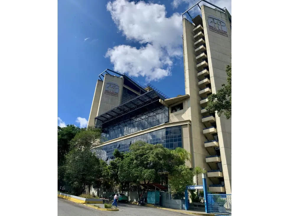 Macaracuay Plaza Local en venta