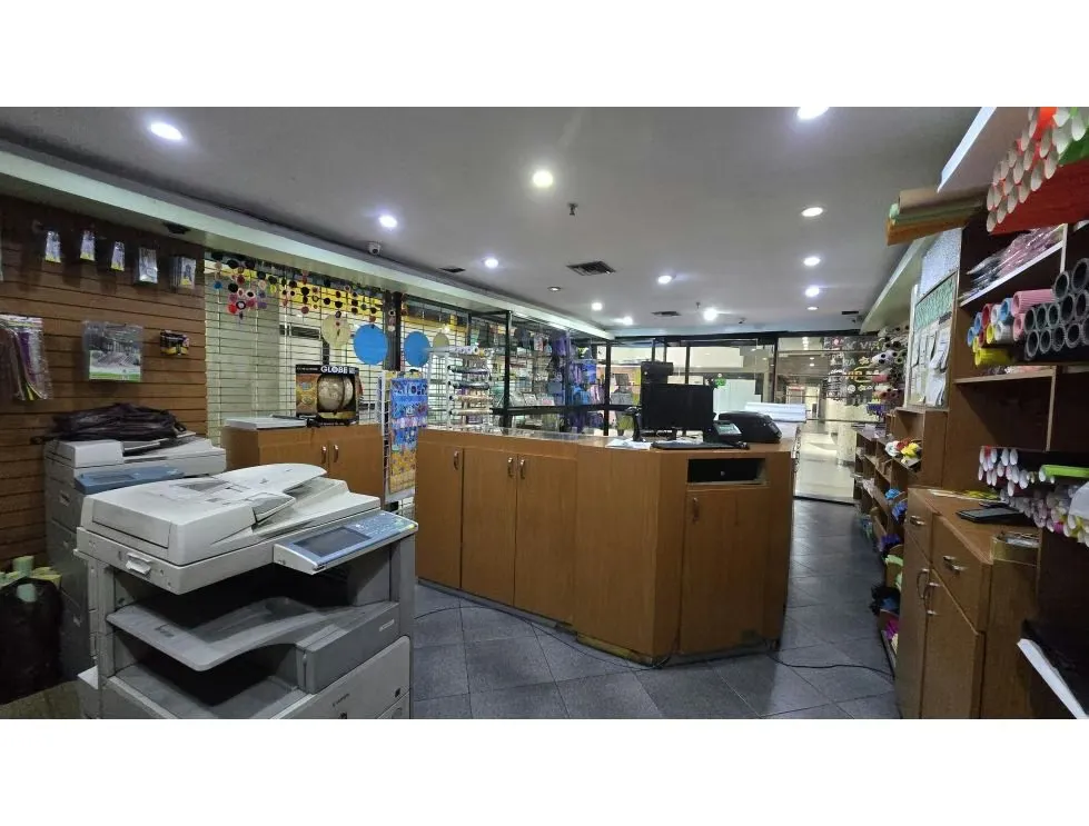 Vendo local comercial 44m2 C. C. Multiplaza Victoria 7920 - 5
