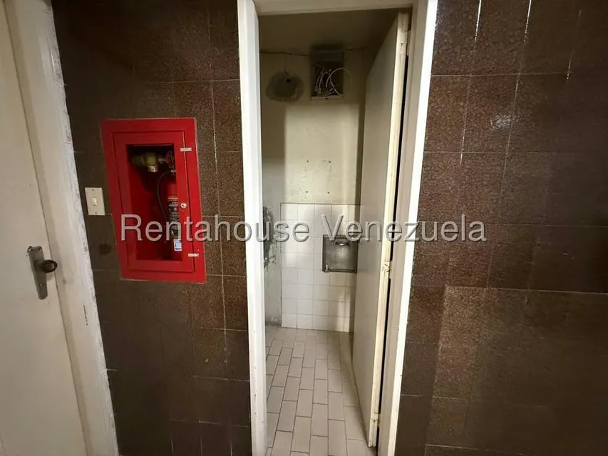 Apartamento (1 Nivel) en Venta en La Urbina, Distrito Metropolitano - 11