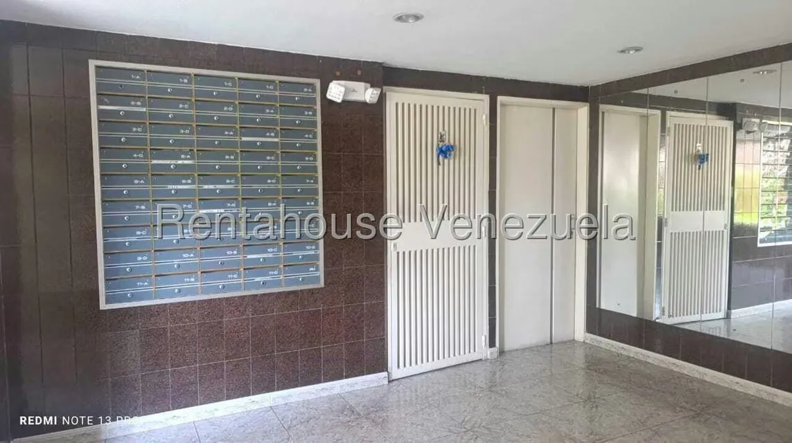 Apartamento (1 Nivel) en Venta en La Urbina, Distrito Metropolitano - 9