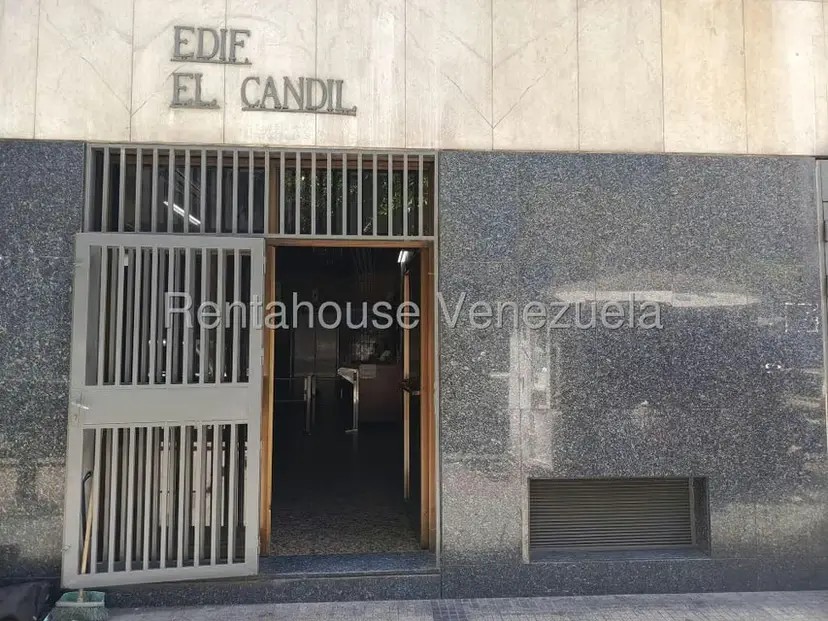 Local Comercial en Alquiler en Parroquia La Candelaria, Distrito Metropolitano