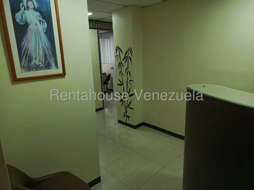 Local Comercial en Alquiler en Parroquia La Candelaria, Distrito Metropolitano - 9