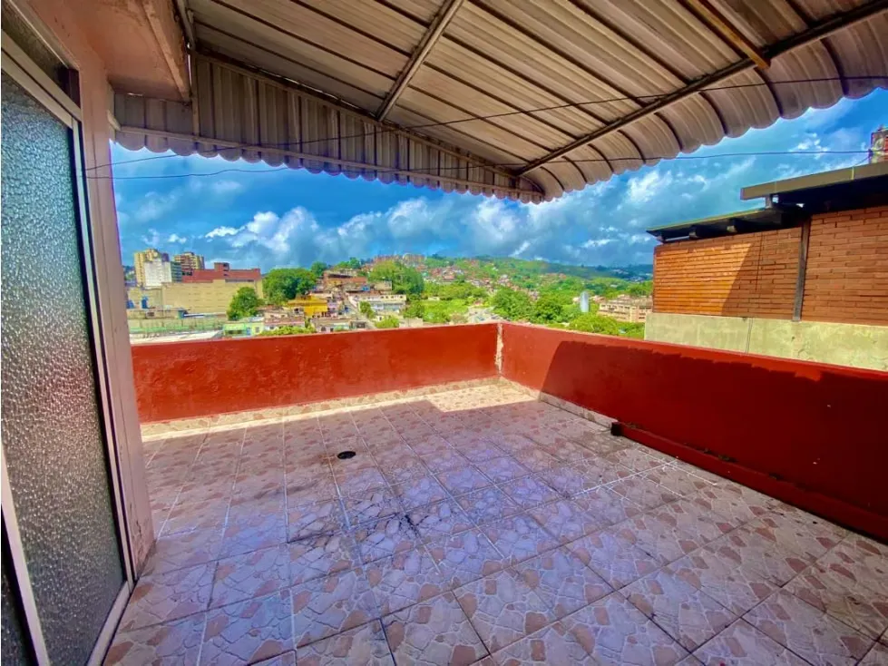 PH EN LOS TEQUES DE 400 M2, 4 HAB, 4 BAÑOS 2 P/E - 19