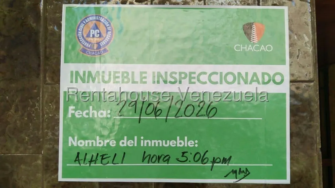 Apartamento (1 Nivel) en Alquiler en Los Palos Grandes, Distrito Metropolitano - 26