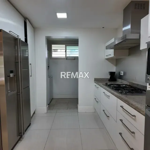 APARTAMENTO PB 120m2 + 170m2 DE TERRAZA. RESIDENCIAS ESCAMPADERO. LA TRINIDAD - 6